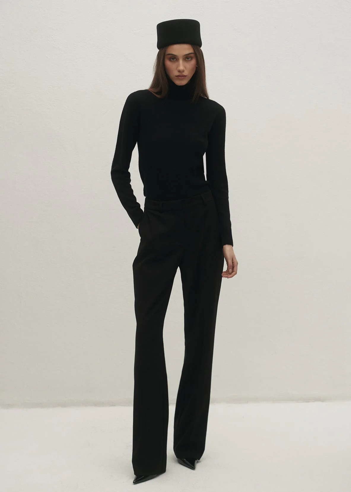 GOLF CLASSICO CASHMERE BLACK - Image 3