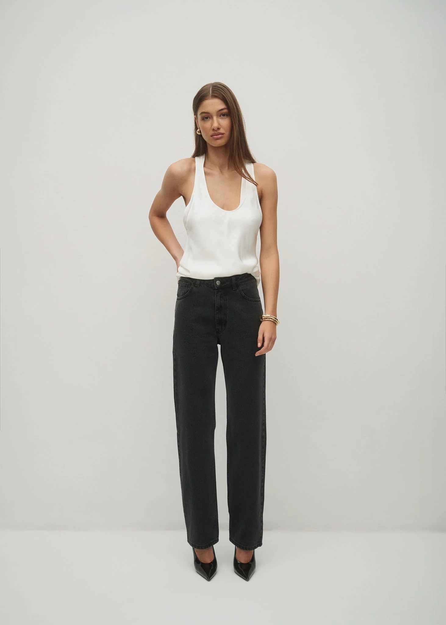 JEANSY GALJA GREY - Image 3
