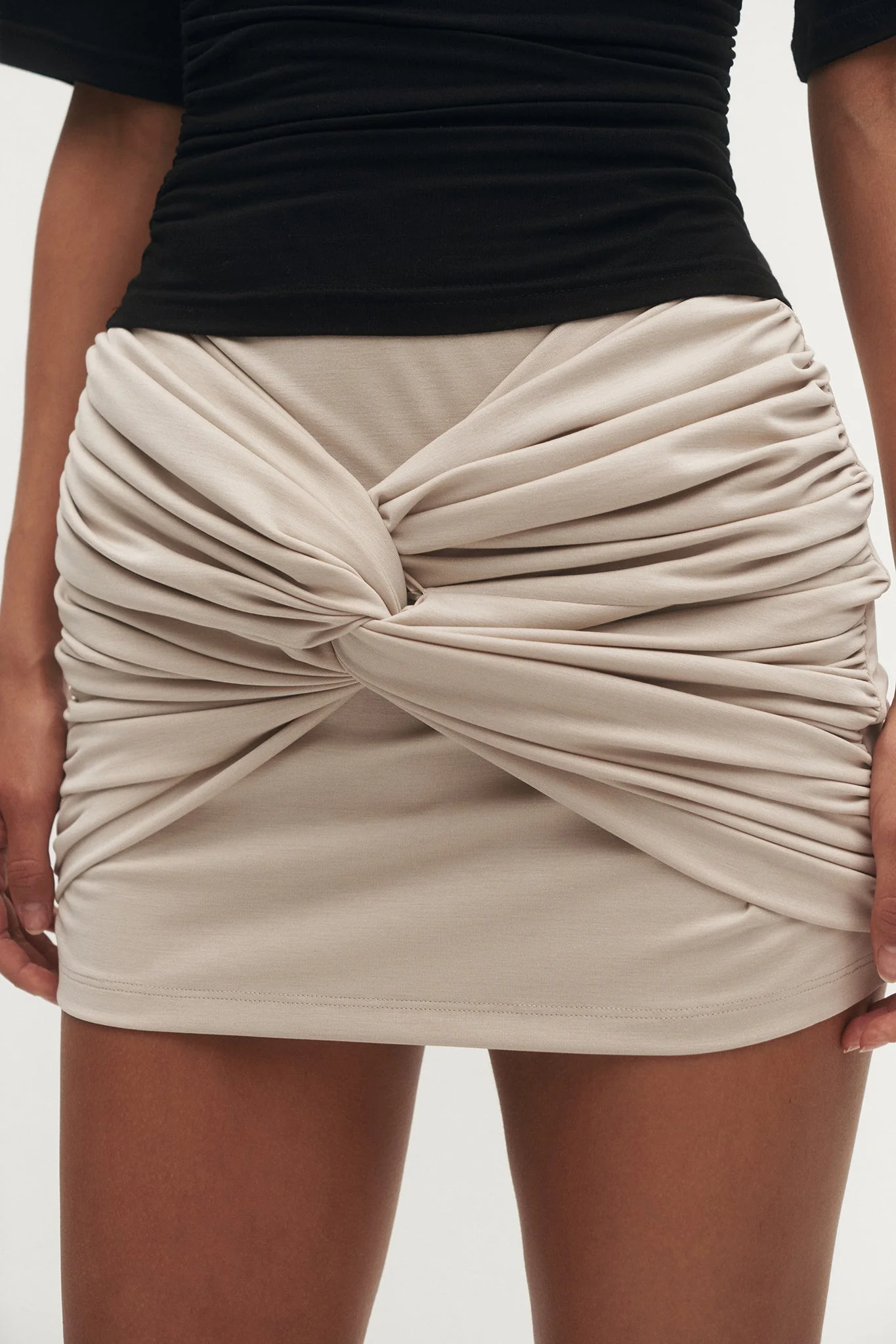 SPÓDNICA PLUMEA BEIGE - Image 4
