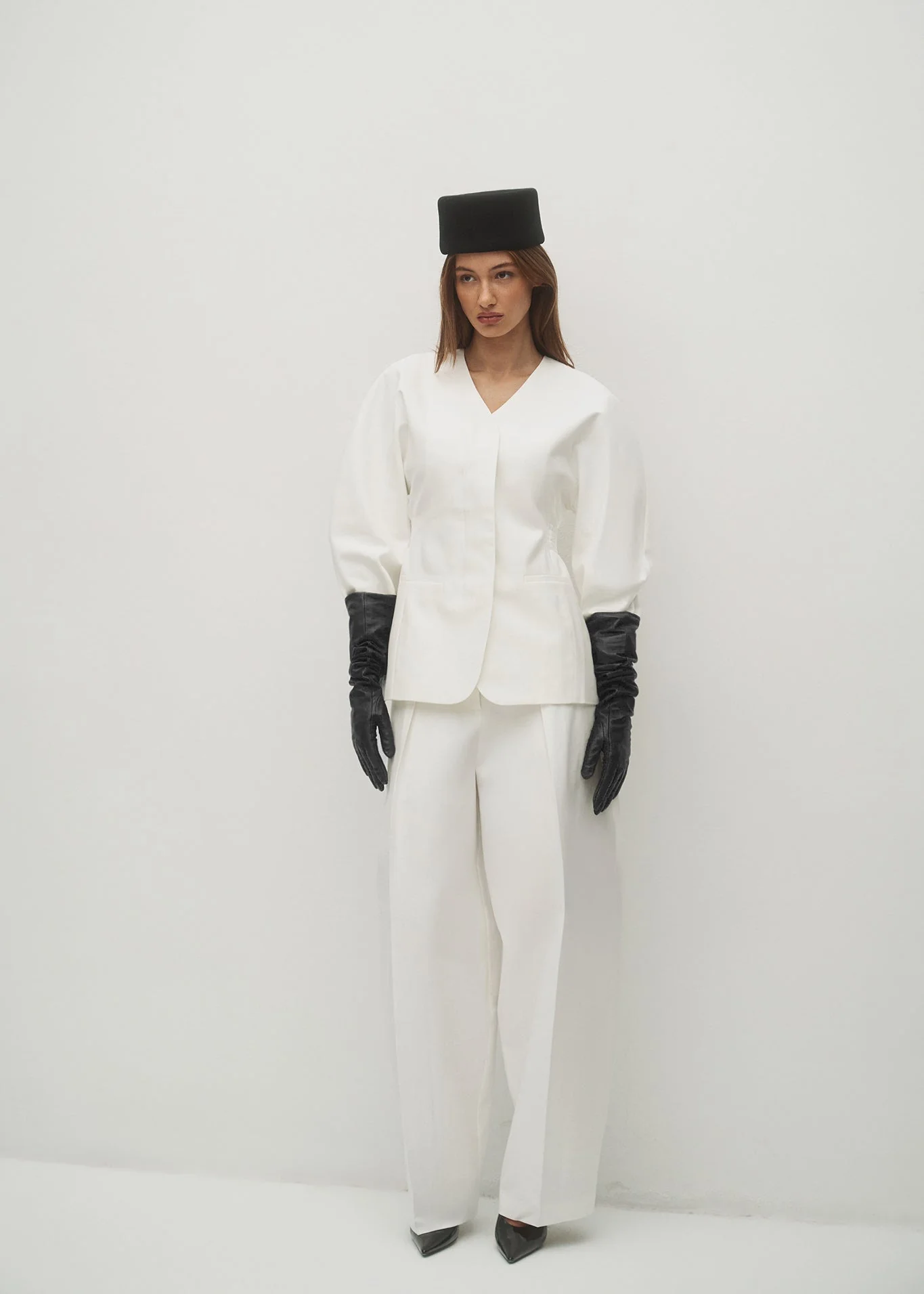 SPODNIE AMADEUS OFF WHITE - Image 3