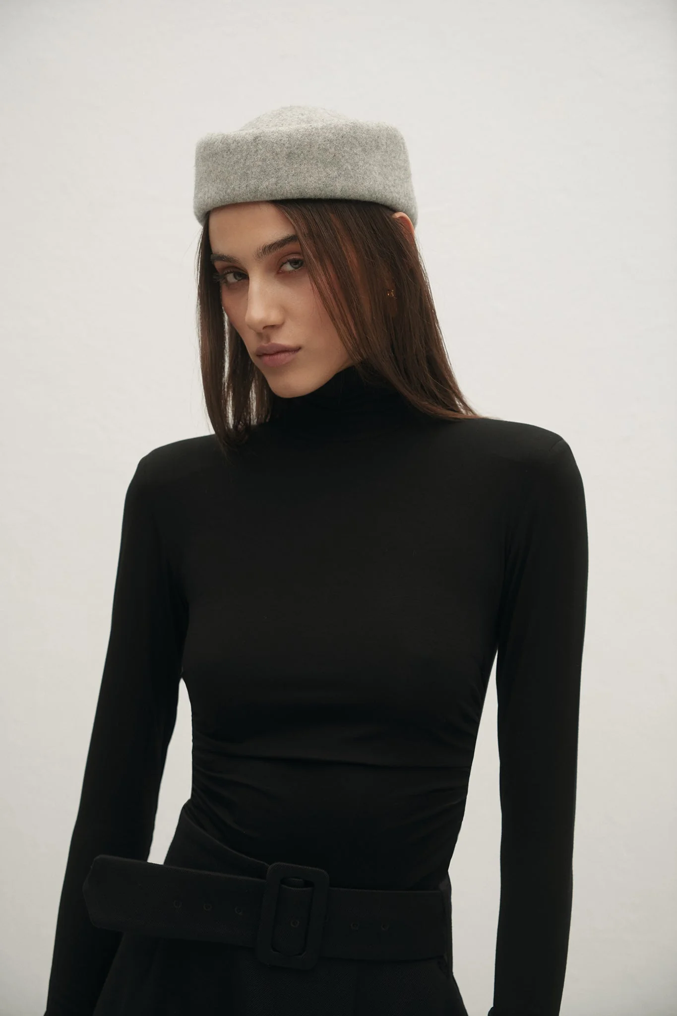 TOCZEK SIA GREY - Image 4